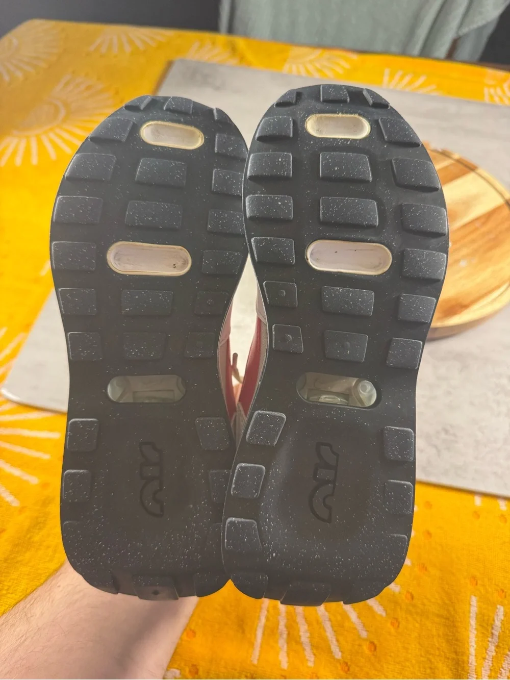 Nike Air Max Pre-Day DM0124-100 Womens 7 Sneaker White Archeo Pink Leather Shoes - Picture 7 of 7